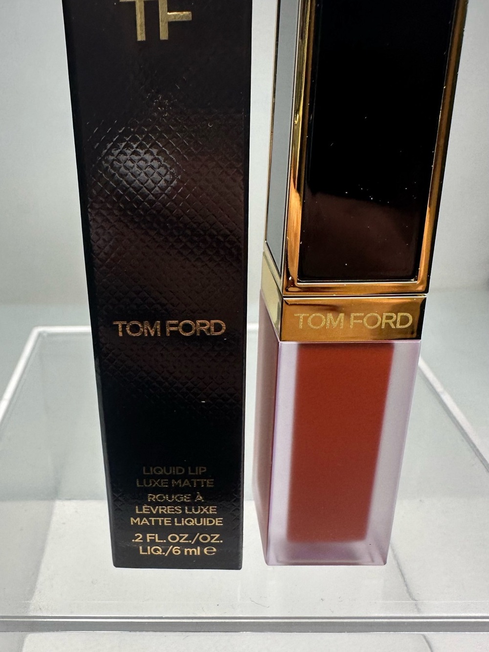Tom Ford Liquid Lip Luxe Matte — 123 Devoted
